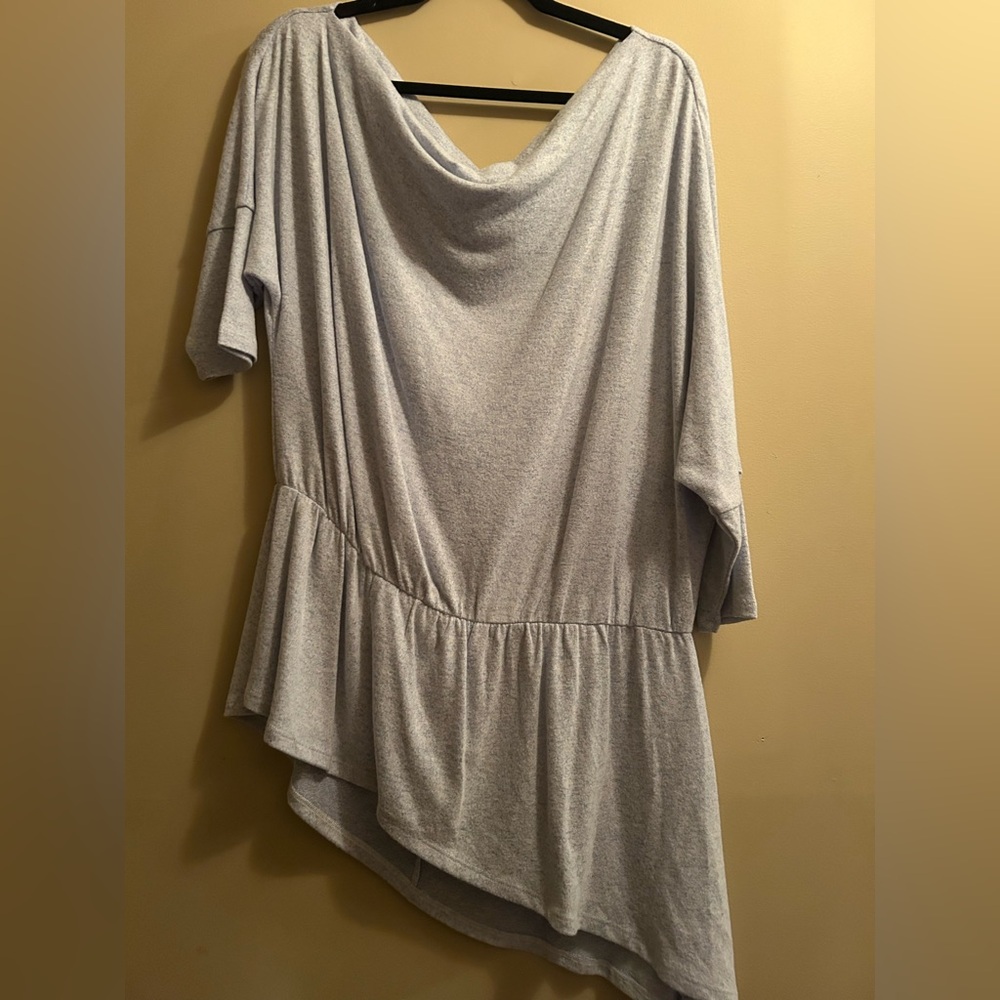Boston Proper So Soft Asymmetrical Slouchy
Tunic in Denim, Size Large